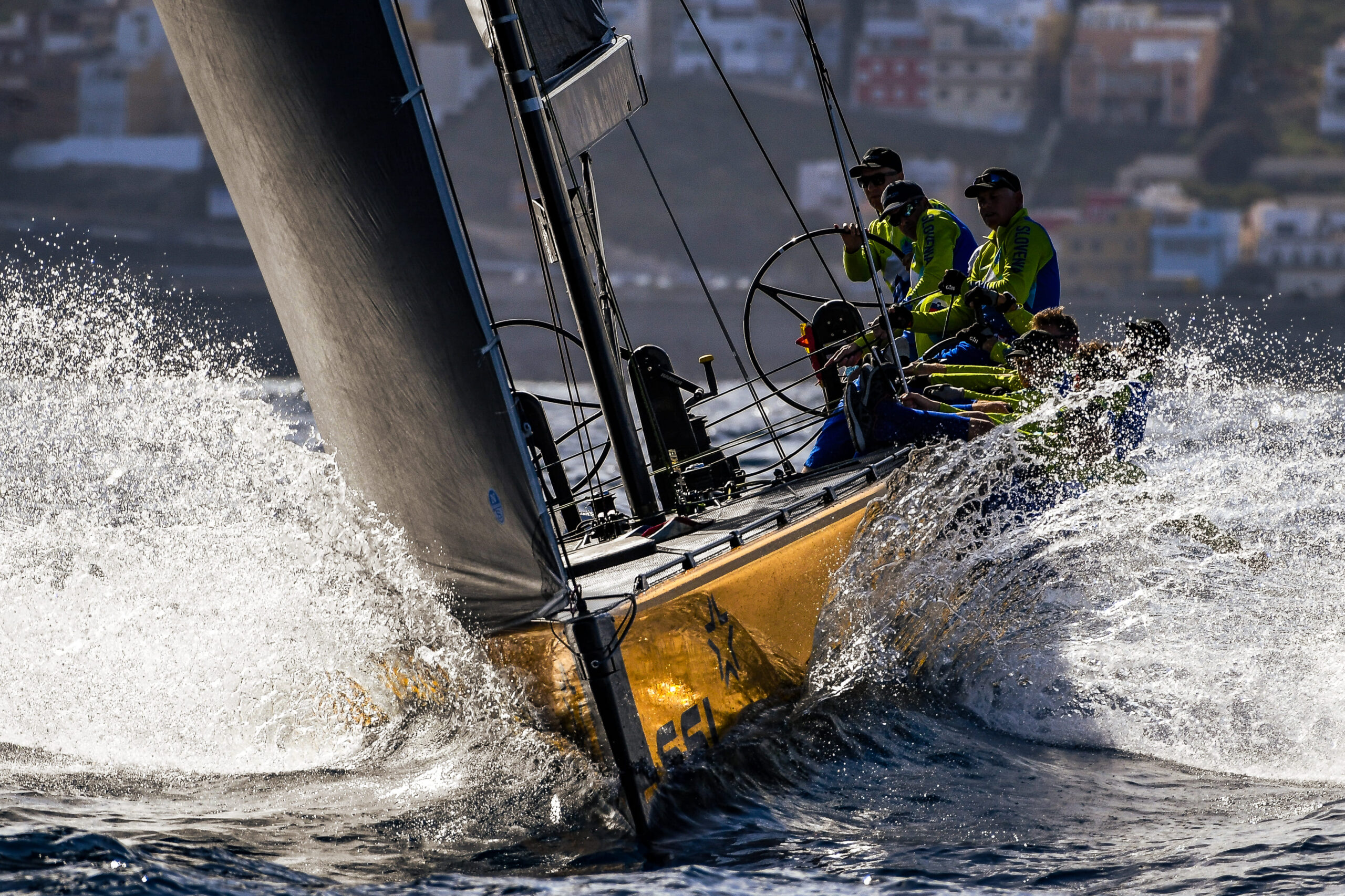 SSL47 boat